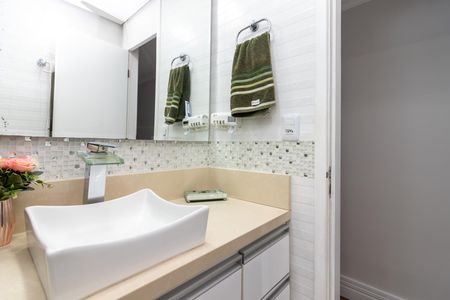 Apartamento para alugar com 60m², 2 quartos e 1 vagaBanheiro