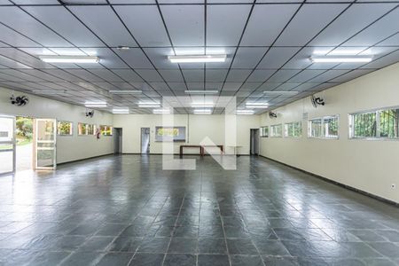 Apartamento para alugar com 60m², 2 quartos e 1 vagaÁrea comum - Salão de festas
