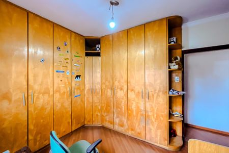 Casa à venda com 132m², 3 quartos e 2 vagasQuarto 2
