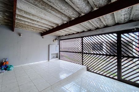 Casa à venda com 132m², 3 quartos e 2 vagasGaragem