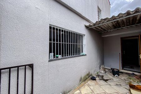 Casa à venda com 132m², 3 quartos e 2 vagasÁrea externa