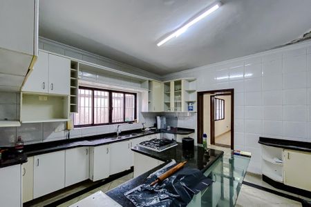 Casa à venda com 132m², 3 quartos e 2 vagasCozinha
