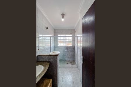 Casa à venda com 132m², 3 quartos e 2 vagasBanheiro