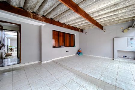 Casa à venda com 132m², 3 quartos e 2 vagasGaragem