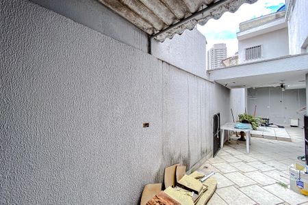 Casa à venda com 132m², 3 quartos e 2 vagasÁrea externa