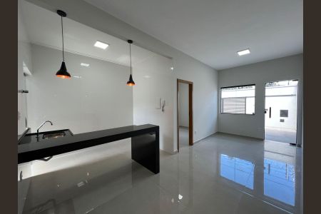 Sala de casa à venda com 3 quartos, 89m² em Céu Azul, Belo Horizonte