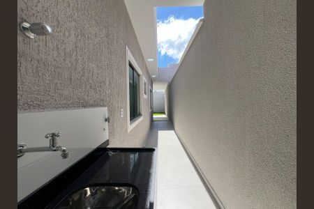 Casa à venda com 89m², 3 quartos e 1 vagaÁrea de Serviço