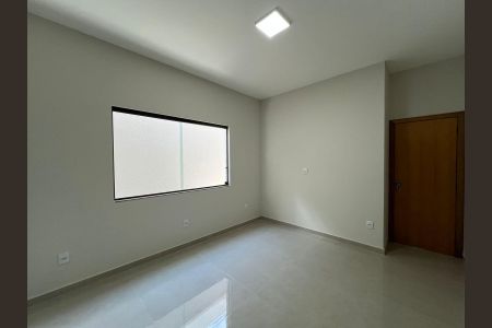 Casa à venda com 89m², 3 quartos e 1 vagaSuíte