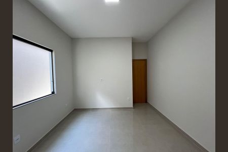Casa à venda com 89m², 3 quartos e 1 vagaSuíte