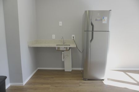Apartamento para alugar com 34m², 2 quartos e sem vagaÁrea comum - Salão de festas