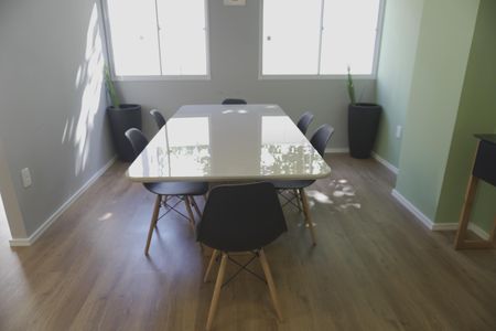 Apartamento para alugar com 34m², 2 quartos e sem vagaÁrea comum - Salão de festas