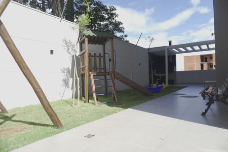 Apartamento para alugar com 34m², 2 quartos e sem vagaÁrea comum - Playground