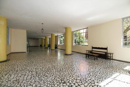 Apartamento à venda com 115m², 2 quartos e 1 vagaHall Social