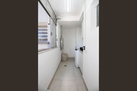 Apartamento à venda com 115m², 2 quartos e 1 vagaÁrea de Serviço