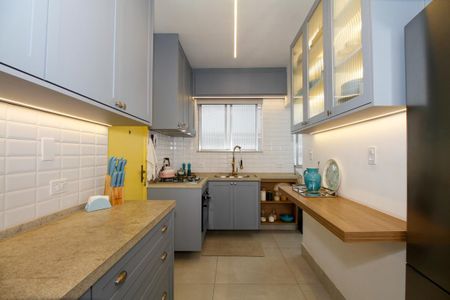 Apartamento à venda com 115m², 2 quartos e 1 vagaCozinha