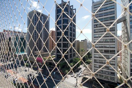 Vista da Sala de Estar e Jantar de apartamento à venda com 2 quartos, 115m² em Bela Vista, São Paulo