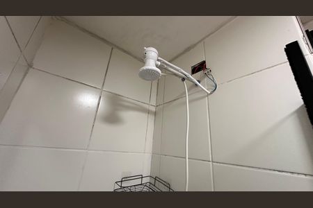 Studio para alugar com 36m², 2 quartos e sem vaga Studio para alugar com 36m², 2 quartos e sem vagaBanheiro social