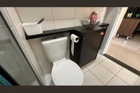 Studio para alugar com 36m², 2 quartos e sem vaga Studio para alugar com 36m², 2 quartos e sem vagaBanheiro social