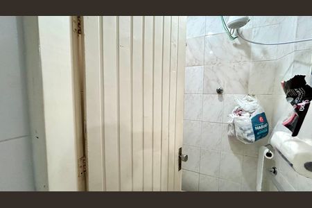 Casa à venda com 165m², 3 quartos e 2 vagas Casa à venda com 165m², 3 quartos e 2 vagasBanheiro 2