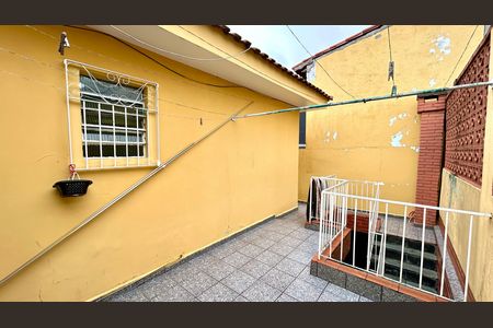 Casa à venda com 165m², 3 quartos e 2 vagas Casa à venda com 165m², 3 quartos e 2 vagasQuintal