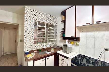 Casa à venda com 165m², 3 quartos e 2 vagas Casa à venda com 165m², 3 quartos e 2 vagasCozinha