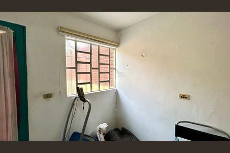 Casa à venda com 165m², 3 quartos e 2 vagas Casa à venda com 165m², 3 quartos e 2 vagasQuarto 3