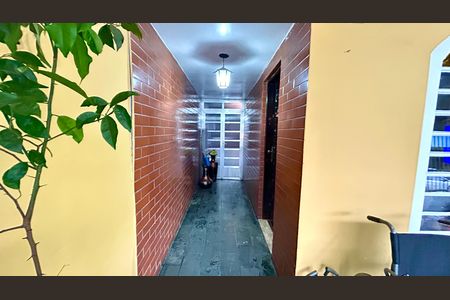 Casa à venda com 165m², 3 quartos e 2 vagas Casa à venda com 165m², 3 quartos e 2 vagasGaragem