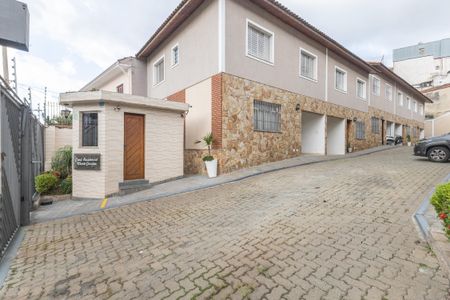 Casa de condomínio à venda com 120m², 3 quartos e 1 vagaÁrea comum
