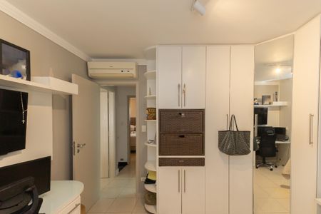 Casa de condomínio à venda com 120m², 3 quartos e 1 vagaQuarto 2