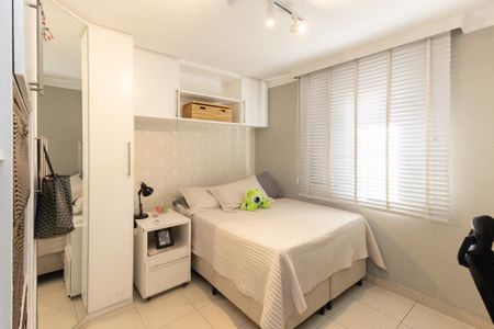 Casa de condomínio à venda com 120m², 3 quartos e 1 vagaQuarto 2