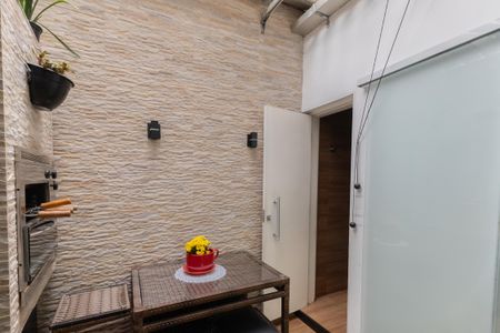 Casa de condomínio à venda com 120m², 3 quartos e 1 vagaEspaço Gourmet