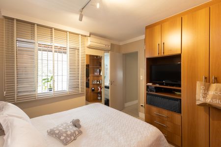 Casa de condomínio à venda com 120m², 3 quartos e 1 vagaSuíte 1