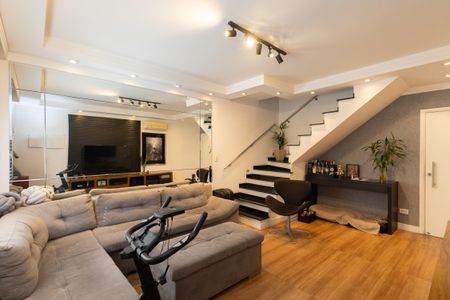 Sala de casa de condomínio à venda com 3 quartos, 120m² em Vila Maria Alta, São Paulo