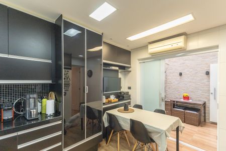 Casa de condomínio à venda com 120m², 3 quartos e 1 vagaCozinha