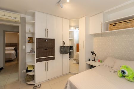 Casa de condomínio à venda com 120m², 3 quartos e 1 vagaQuarto 2