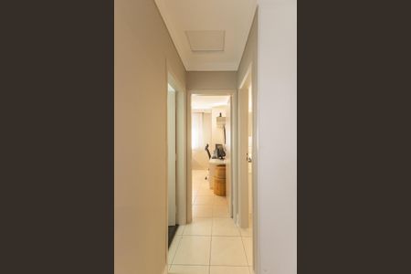 Casa de condomínio à venda com 120m², 3 quartos e 1 vagaCorredor