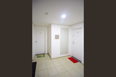 Apartamento à venda com 45m², 2 quartos e 1 vagaHall de entrada