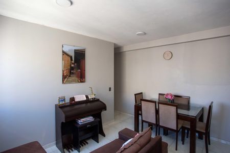 Sala de apartamento à venda com 2 quartos, 45m² em Campanário, Diadema