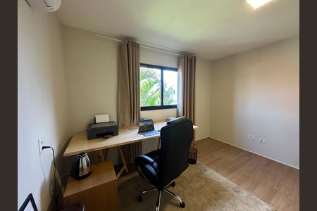 Casa de condomínio para alugar com 250m², 3 quartos e 6 vagasSuíte 1