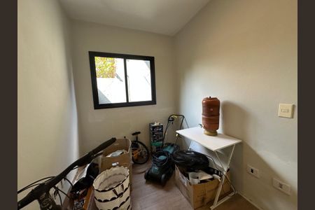 Casa de condomínio para alugar com 250m², 3 quartos e 6 vagasQuarto de Serviço