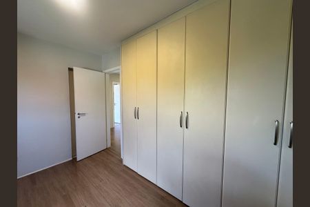 Casa de condomínio para alugar com 250m², 3 quartos e 6 vagasSuíte 1