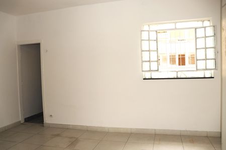 Sala de casa à venda com 2 quartos, 70m² em Bela Vista, São Paulo
