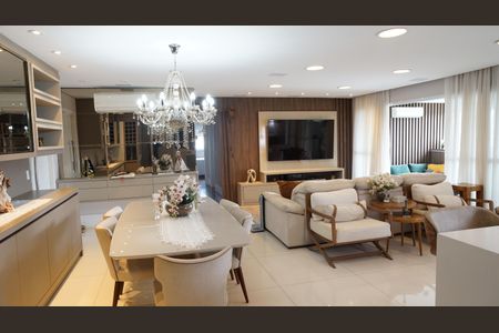 Apartamento à venda com 154m², 3 quartos e 3 vagasSala