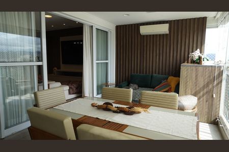 Apartamento à venda com 154m², 3 quartos e 3 vagasSacada