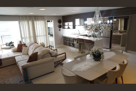 Apartamento à venda com 154m², 3 quartos e 3 vagasSala