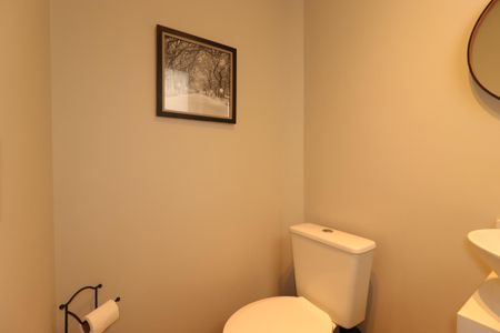 Casa de condomínio à venda com 97m², 2 quartos e 1 vagaLavabo