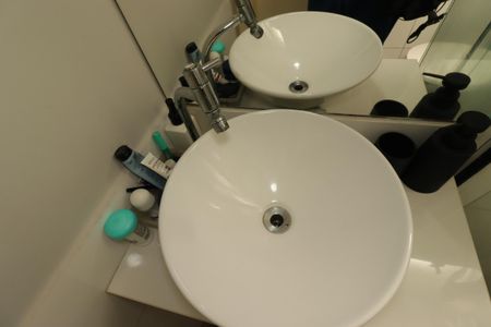 Casa de condomínio à venda com 97m², 2 quartos e 1 vagaBanheiro da Suíte 2