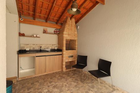 Casa de condomínio à venda com 97m², 2 quartos e 1 vagaÁrea Gourmet