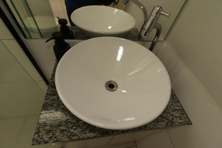 Casa de condomínio à venda com 97m², 2 quartos e 1 vagaBanheiro da Suíte 1