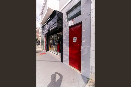 Studio para alugar com 30m², 1 quarto e sem vaga Studio para alugar com 30m², 1 quarto e sem vagaFachada